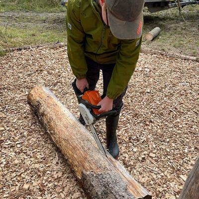 Aufräumarbeiten bei der Elbequelle